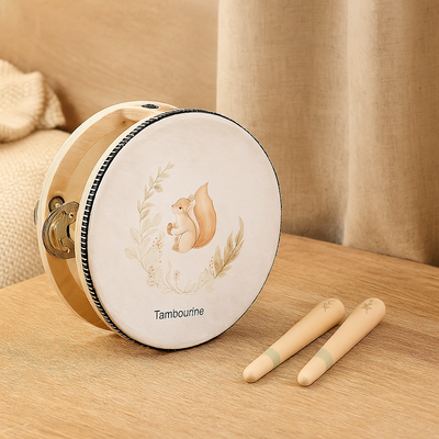 Cartoon-Holztrommel – Handglocke mit Eichhörnchen-Rassel und Griff