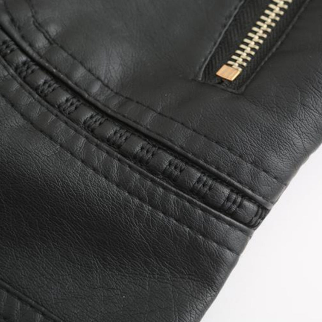 Schicke Lederjacke im Moto-Stil für Damen