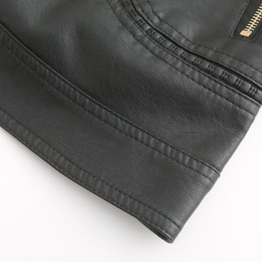 Schicke Lederjacke im Moto-Stil für Damen