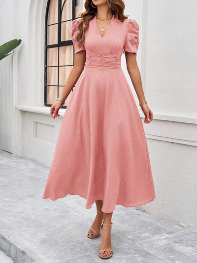 Dame Cocktail Midi-Kleid mit Puffärmeln