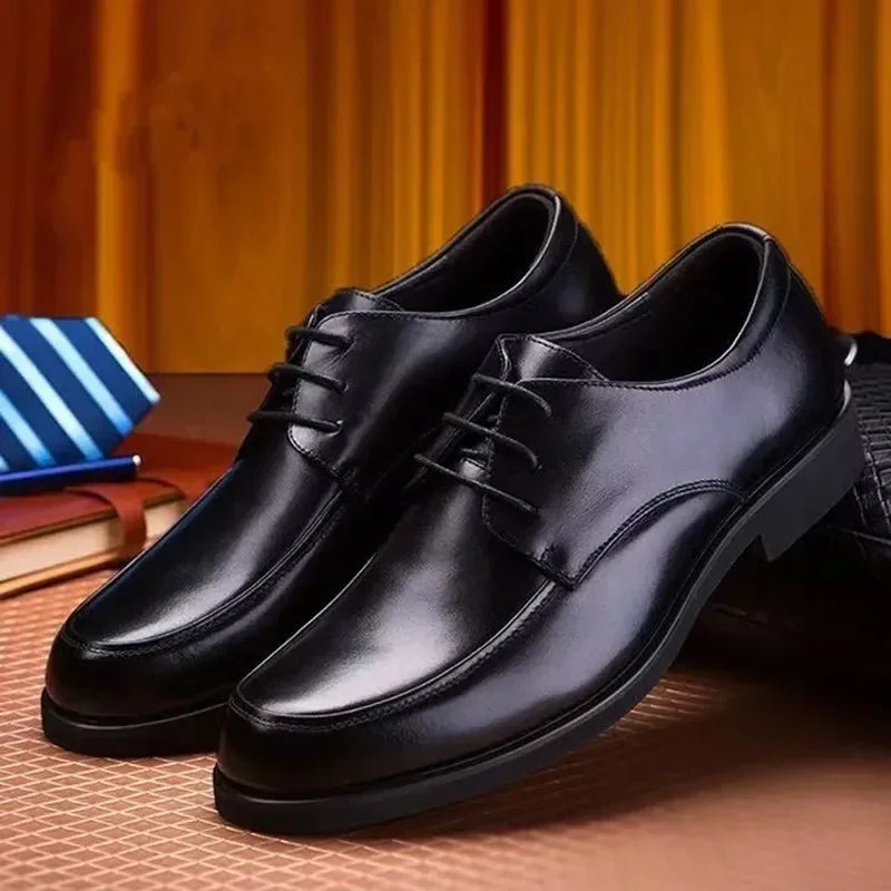 Derbies für Herren - Sommerliche schwarze Oxford Business Schuhe