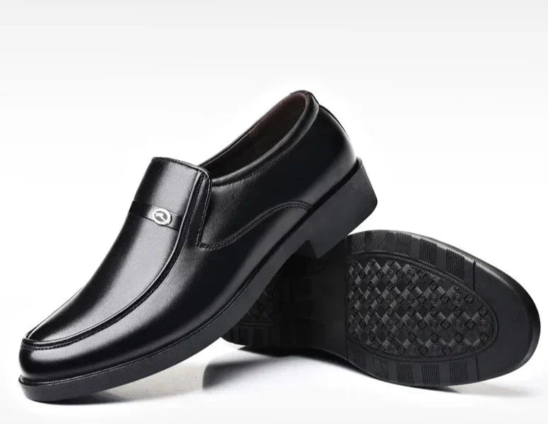 Derbies für Herren - Sommerliche schwarze Oxford Business Schuhe