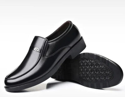 Derbies für Herren - Sommerliche schwarze Oxford Business Schuhe