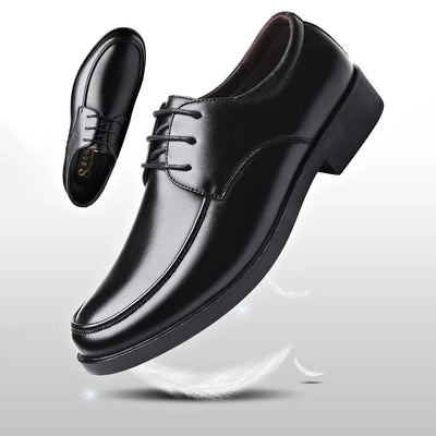 Derbies für Herren - Sommerliche schwarze Oxford Business Schuhe