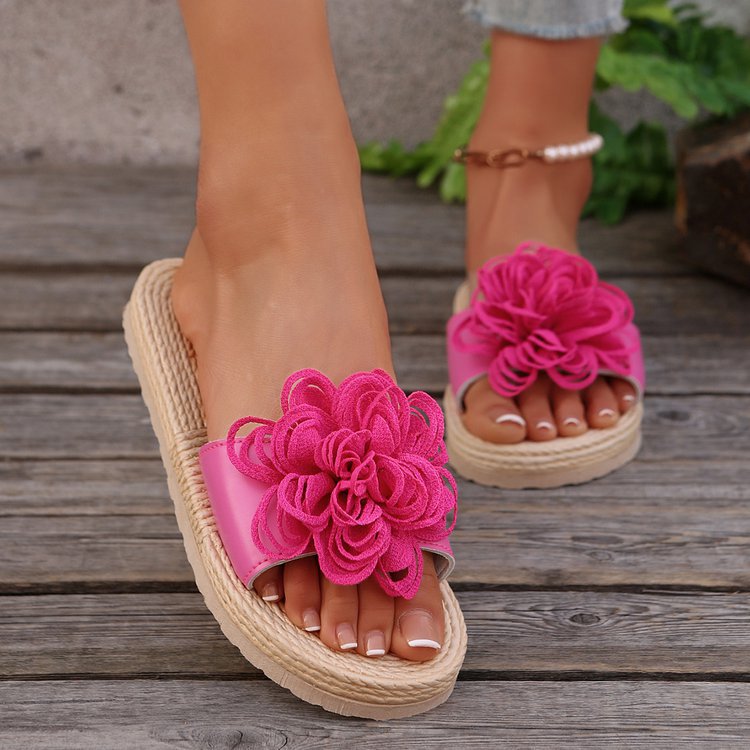 Slides mit 3D-Blume | Bastsohle | Sommerlich & Feminin