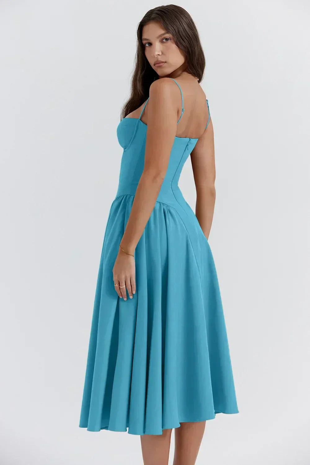 Vintage Sommerkleid für Damen – Leicht und Luftig mit Spaghettiträgern