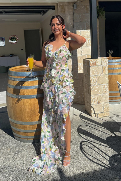 Arlina ™ | Weißes Rüschenkleid mit Blattmuster