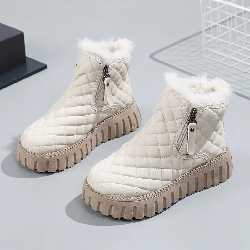 Stepppelzstiefel mit klobiger Sohle für Damen