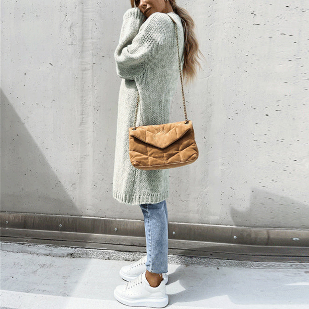 Schicke lange Strickjacke für Damen