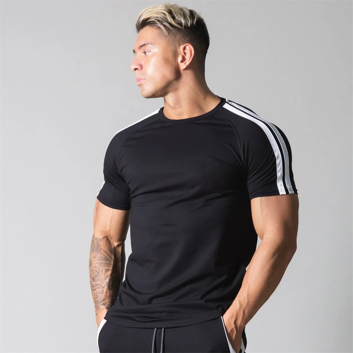 Miko Sommer Fitness T-Shirt | Lässiges, bequemes Herren-T-Shirt für das Fitnessstudio