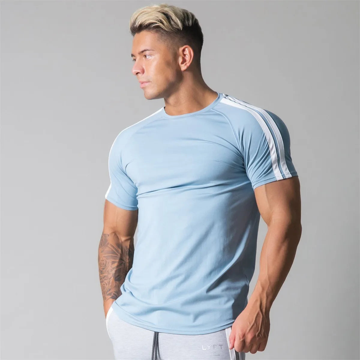 Miko Sommer Fitness T-Shirt | Lässiges, bequemes Herren-T-Shirt für das Fitnessstudio