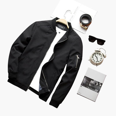 Herrenjacke mit Reißverschluss und zwei Seitentaschen