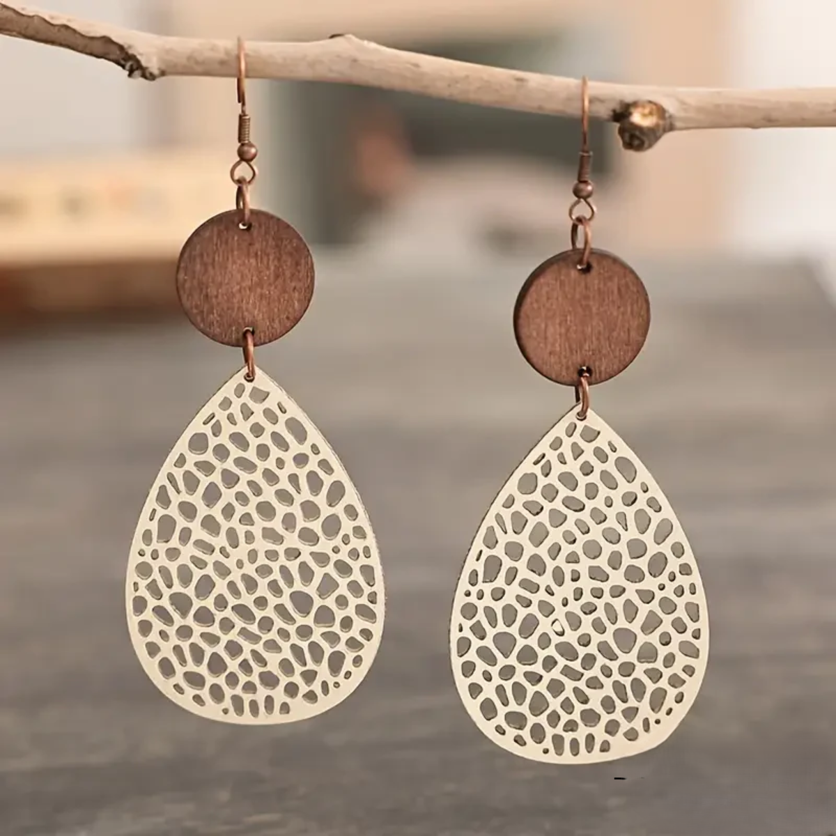 Radegund – Blätterspiel in Bronze