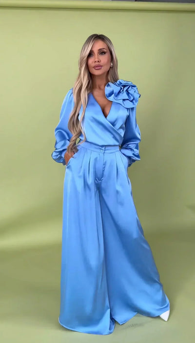 Eleganter Jumpsuit mit Blütendetail | Weiblich & Ausdrucksstark | Perfekt für Events