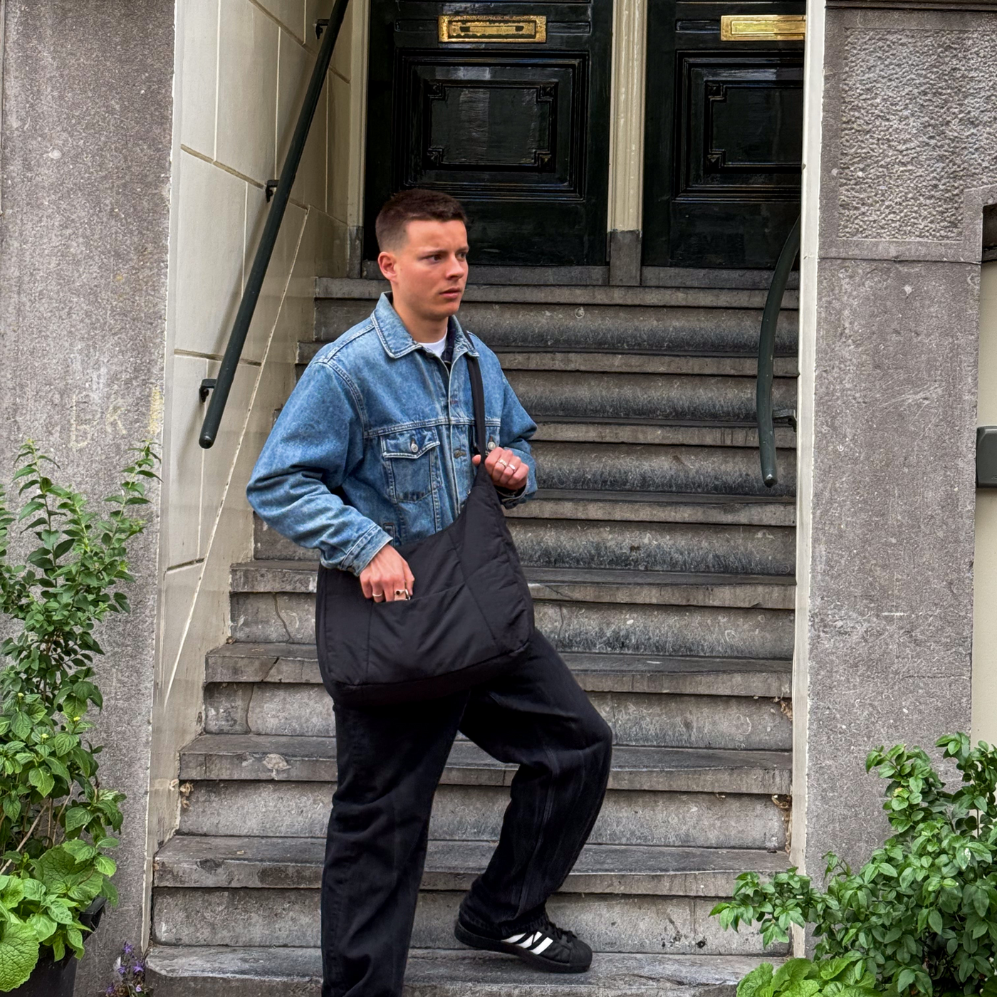 MIRELLA ESSENZ – Nacht