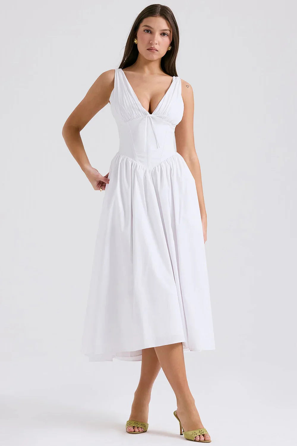Ariana - Midikleid mit V-Ausschnitt, Korsett und ausgestelltem Rock