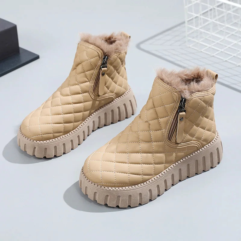 Stepppelzstiefel mit klobiger Sohle für Damen