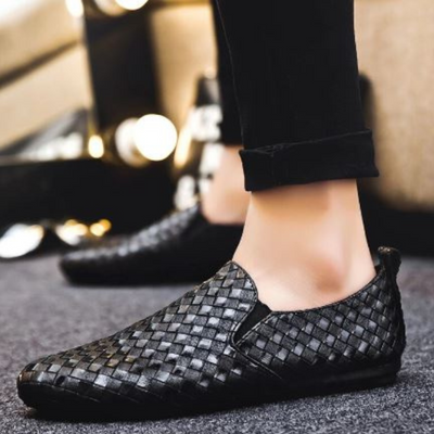 Lederschuhe - Bequem und stilvoll für Männer Gewebte Schuhe zum Hineinschlüpfen