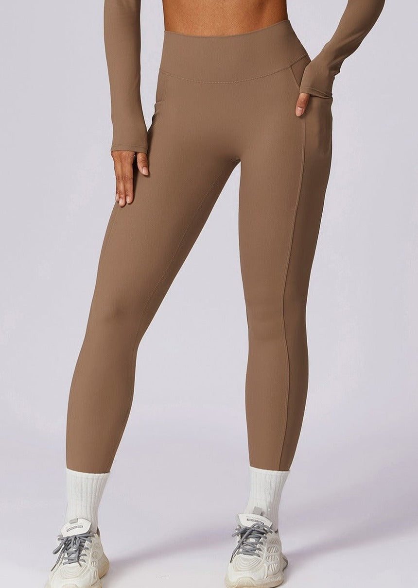 T-Shirt mit integriertem BH – Elite