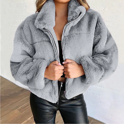 Flauschige Winterjacke für Damen