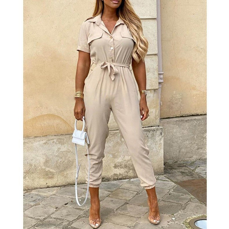Raina Stilvoller Jumpsuit | Sommerlicher Cargo-Jumpsuit mit kurzen Ärmeln und leichtem Stoff