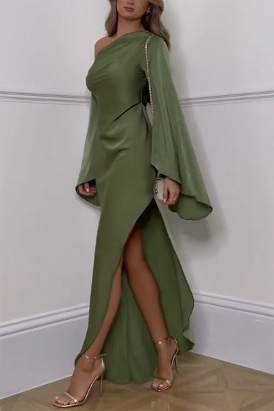 Asyntha™ | Maxikleid mit Glockenärmeln und einer Schulter
