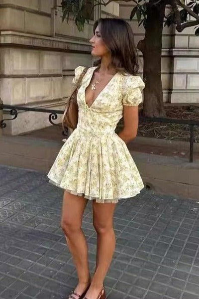 Vivienne | Geblümtes Minikleid