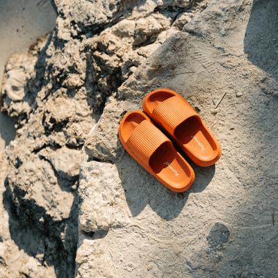 Slide-Sandale mit Strukturband | Extra-Sohle | Bequem & Modern