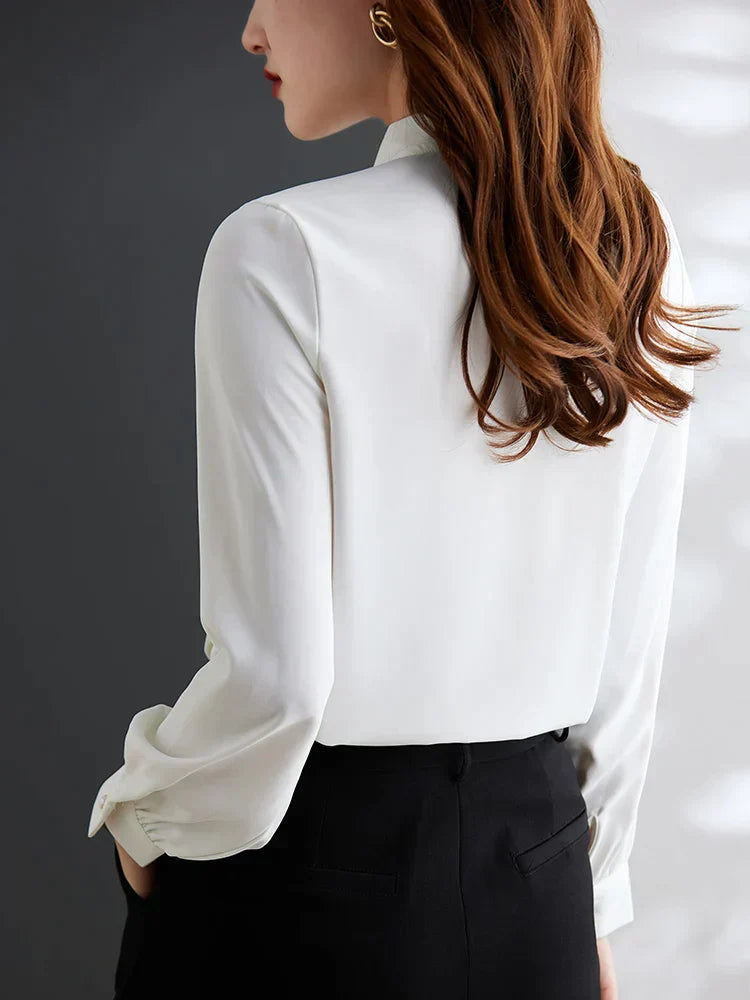 Artemis® | Elegante Bluse mit geknöpfter Fliege