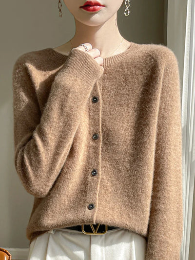 Gekürzte Strickjacke mit Knopfleiste für Frauen