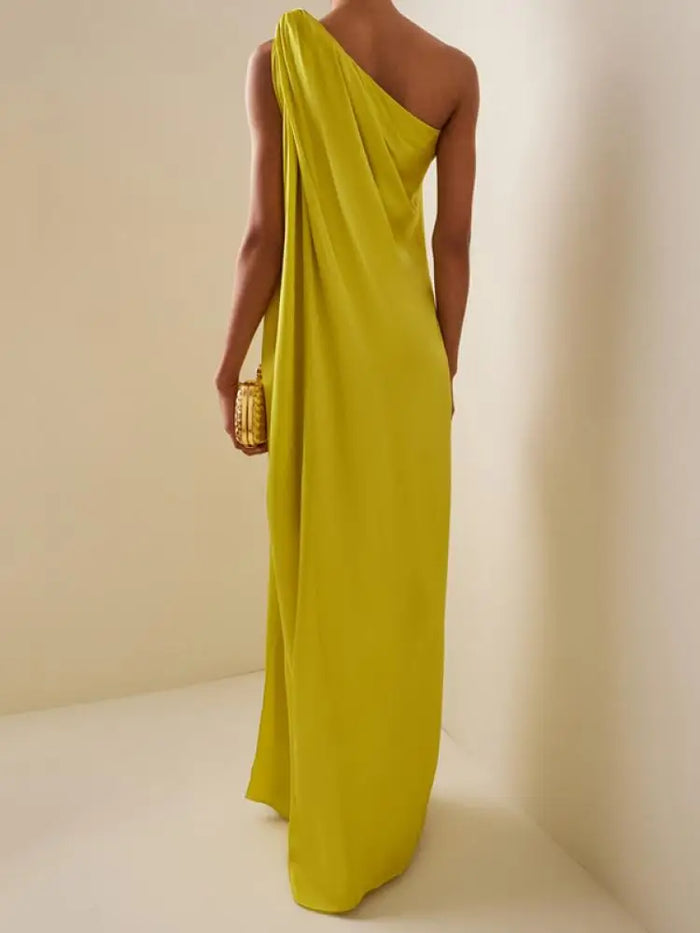 EleganceOne Asymmetrisches Maxikleid – Sophistiziertes Ein-Shoulder-Kleid