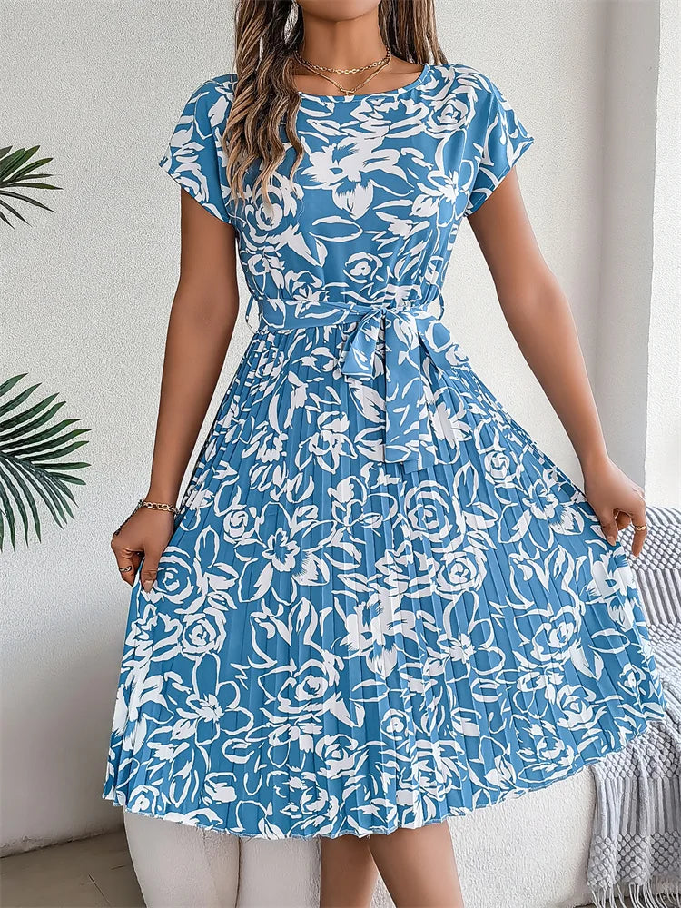 Plisseekleid mit Taillengürtel | Florales Muster | Elegante Silhouette