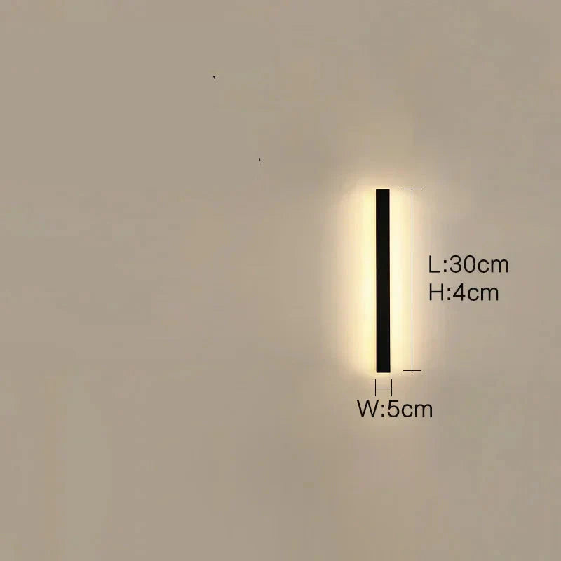 Lunor Moderne Lineare Außenwandleuchte – Metall & Acryl für Terrasse & Eingangsbereich