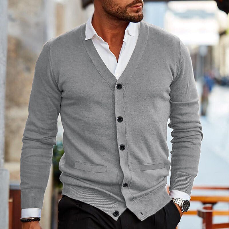 Klassische Strickjacke mit V-Ausschnitt für Männer