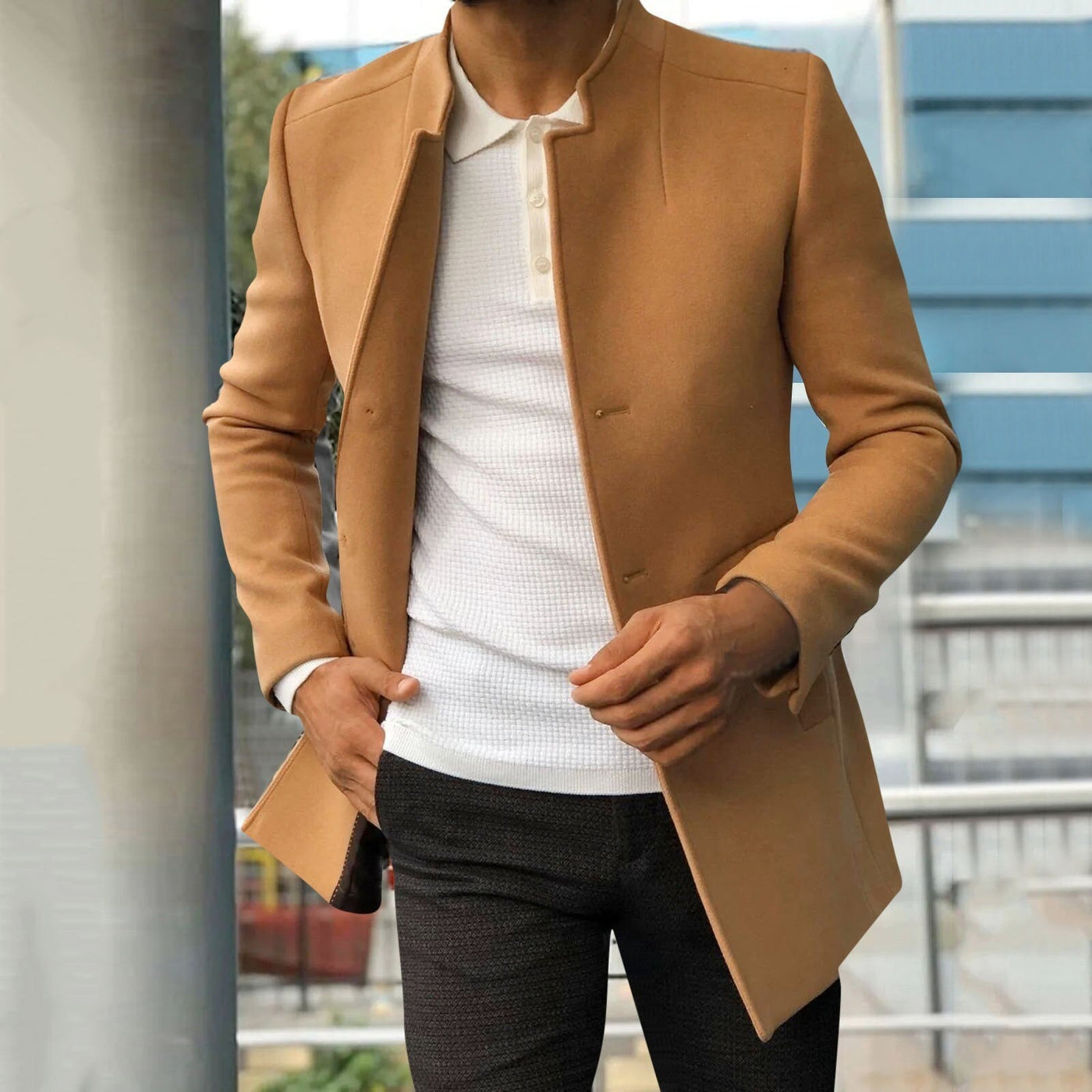 Eleganter unifarbener Mantel für Männer
