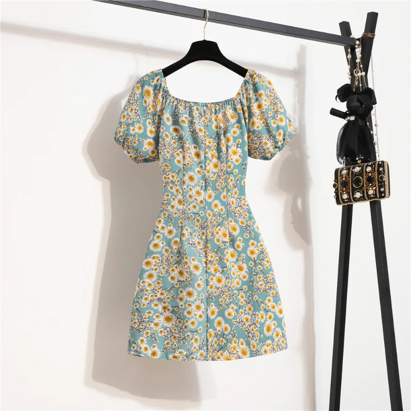 Barbara Blumenkleid | Luftiges Minikleid mit kurzen Ärmeln und Blumendruck für den Sommer