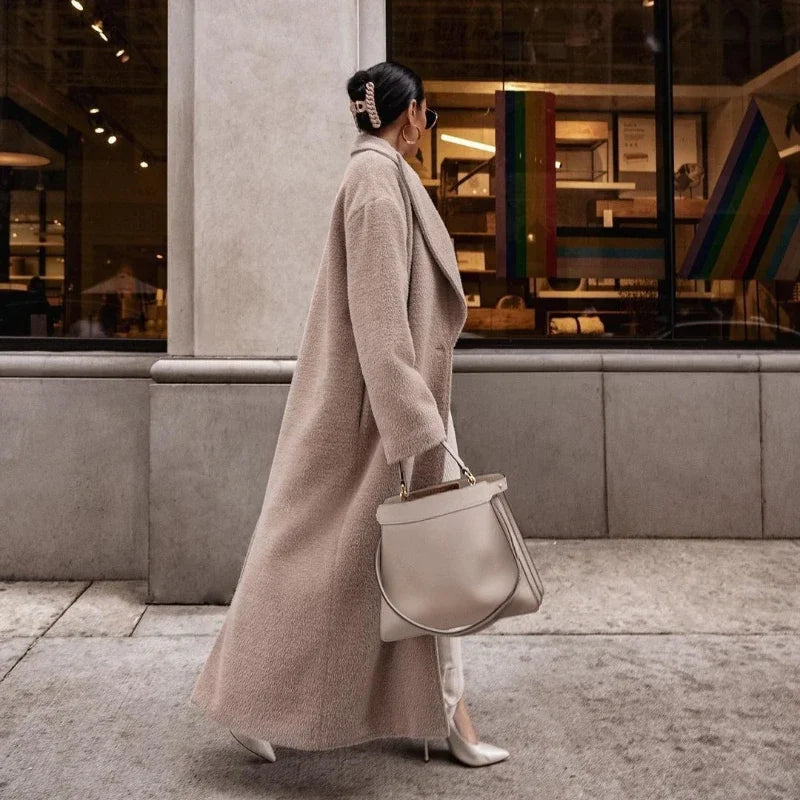 Kuscheliger Oversized-Langmantel für Frauen