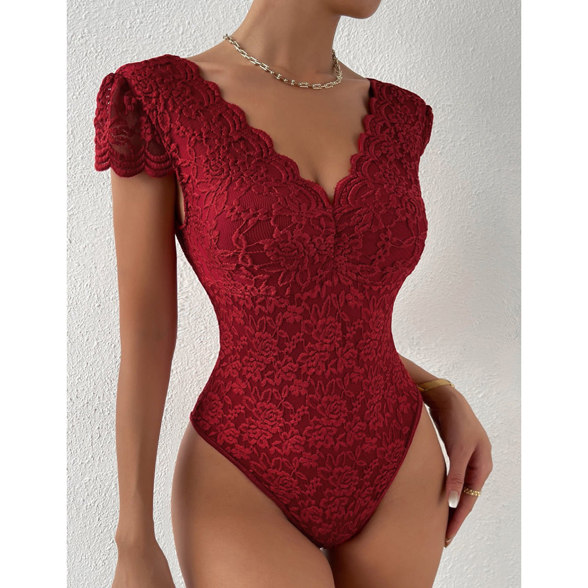 Avelina® | Eleganter Body mit Spitzenärmeln und V-Ausschnitt