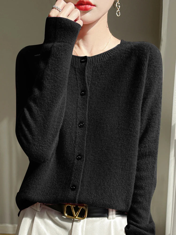Gekürzte Strickjacke mit Knopfleiste für Frauen