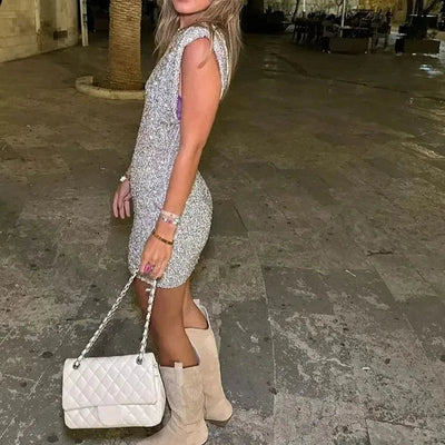 Saige™ | Glitzerndes Glamour-Kleid