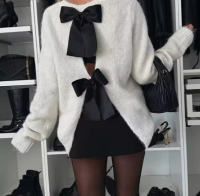 Kuscheliger Pullover | Schleifen-Dekor & modischer Schnitt | Femininer Look