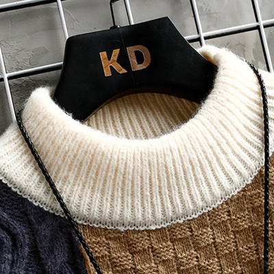 Mehrfarbiger Strickpullover für Männer