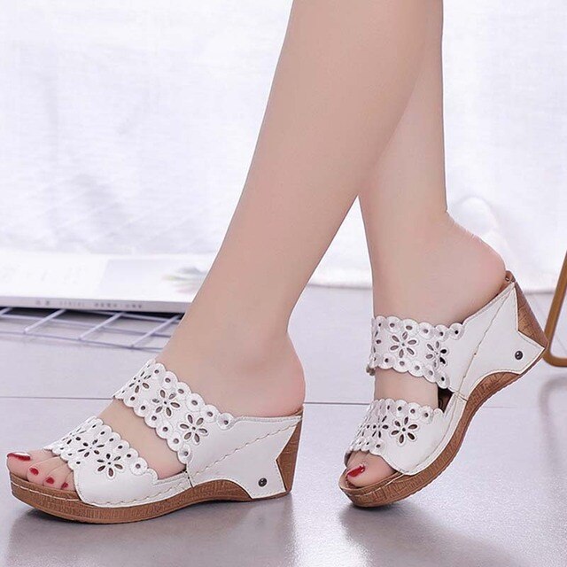 Sandaletten für Damen – Trendige orthopädische Sommerschuhe für den Sommer