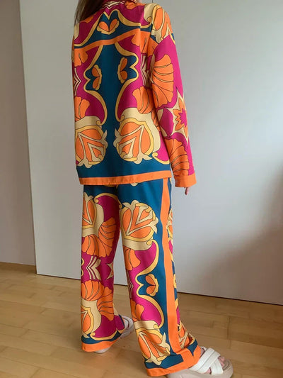 Amalia Eleganter Anzug | Elastische Hose und Blusen-Set mit Sommerblumenmuster