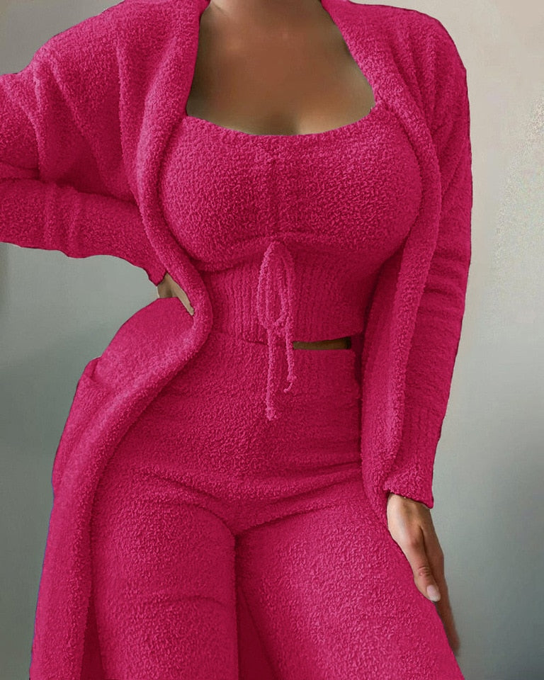 Gemütliches 3-teiliges Lounge-Set für Damen