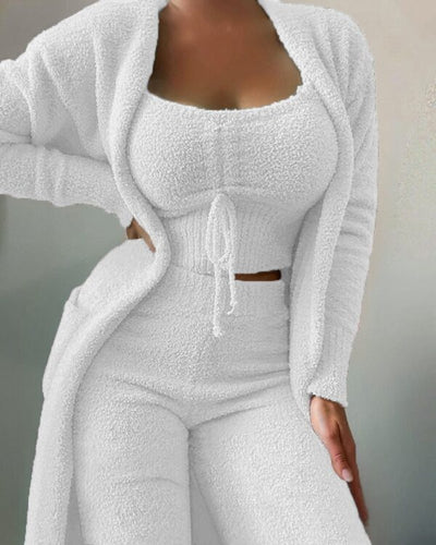 Gemütliches 3-teiliges Lounge-Set für Damen
