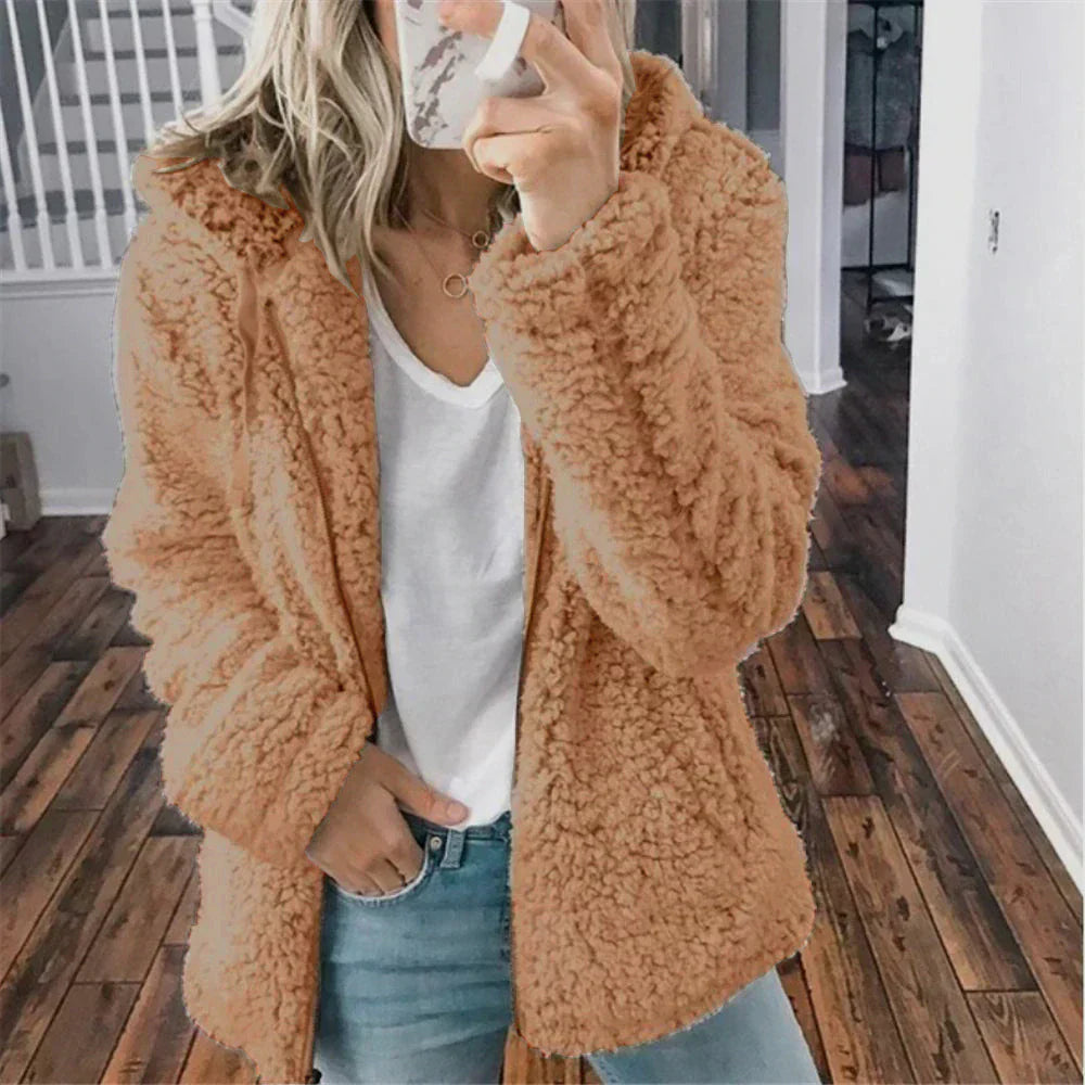 Flauschige Kunstpelz-Winterjacke für Frauen
