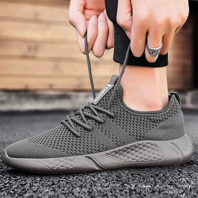 Slip-on Turnschuhe - Atmungsaktive, leichte Mesh-Turnschuhe für Männer