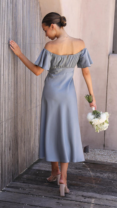 Nalani - Schulterfreies Maxikleid mit Schmetterlingsärmeln