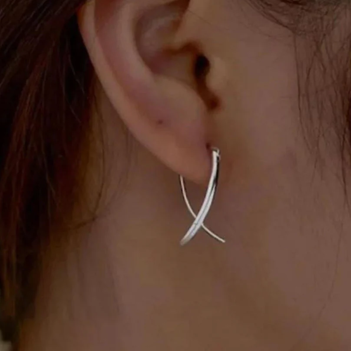 Dorothea – Silberne Linienpoesie